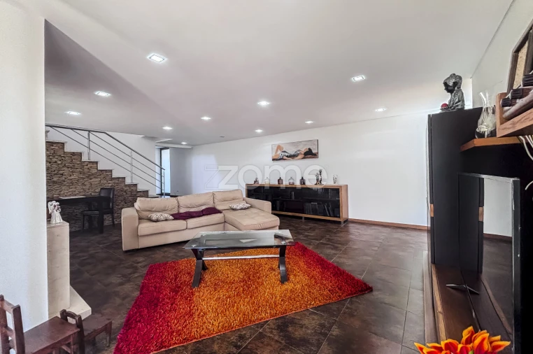 Moradia T3 para Venda em Oliveira (São Mateus) Foto 23