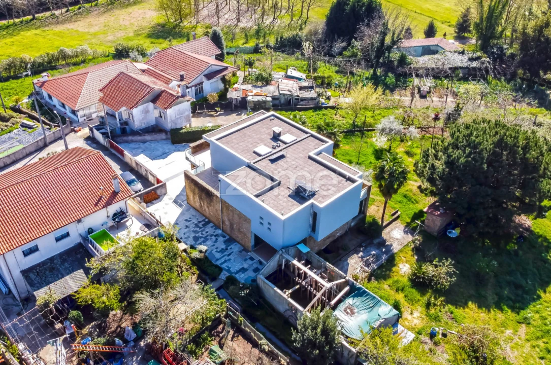 Moradia T3 para Venda em Oliveira (São Mateus) Foto 69