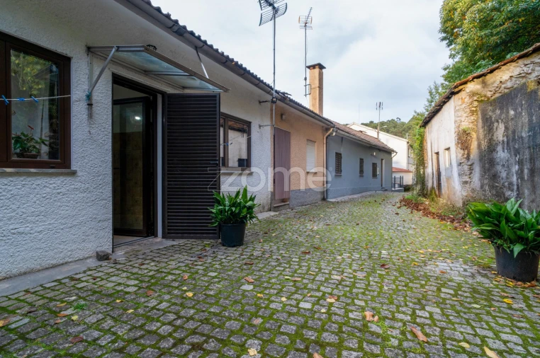 Moradia T3 para Venda em Satão Foto 34