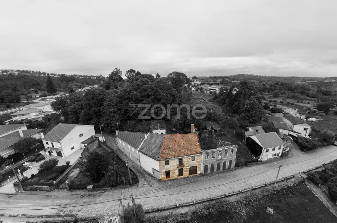 Moradia T3 para Venda em Satão Foto 2