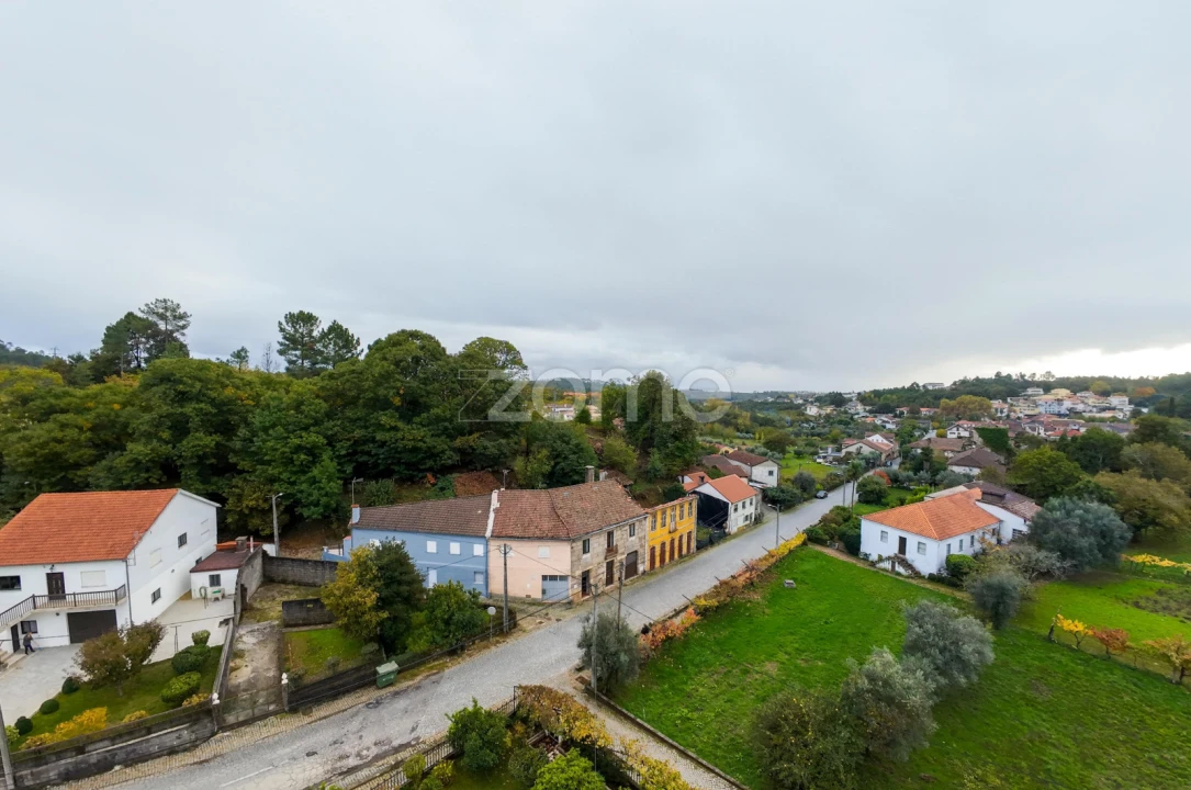 Moradia T3 para Venda em Satão Foto 8