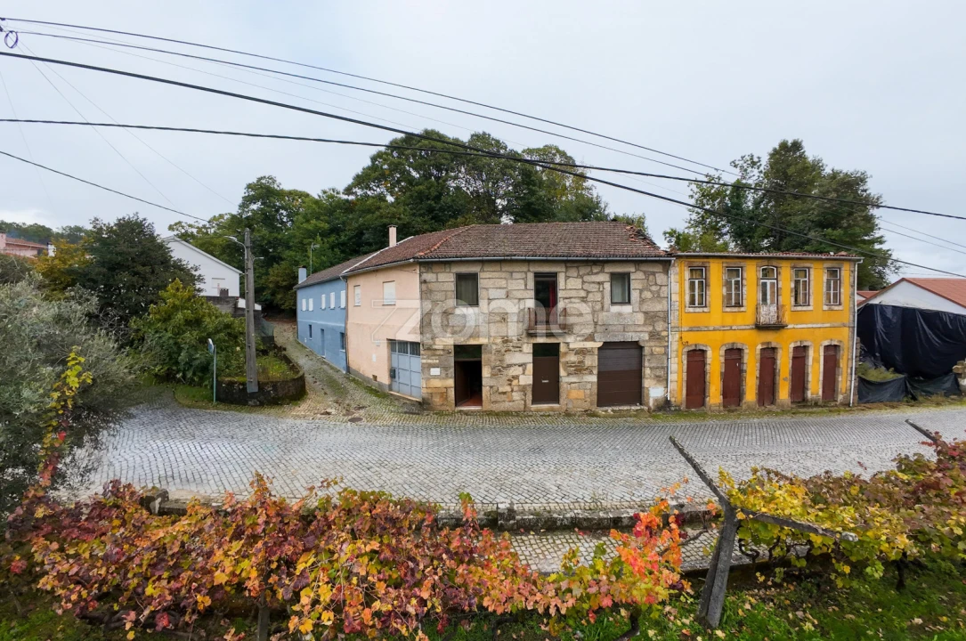 Moradia T3 para Venda em Satão Foto 1