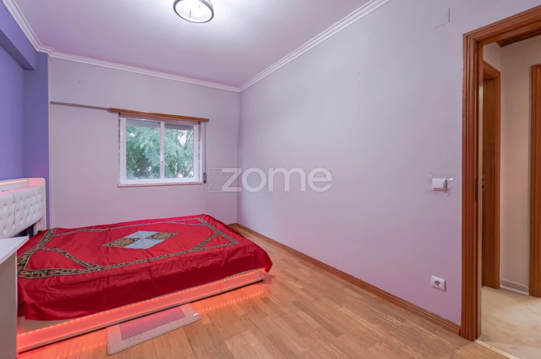 Apartamento T3 para Venda em Quinta do Conde Foto 26