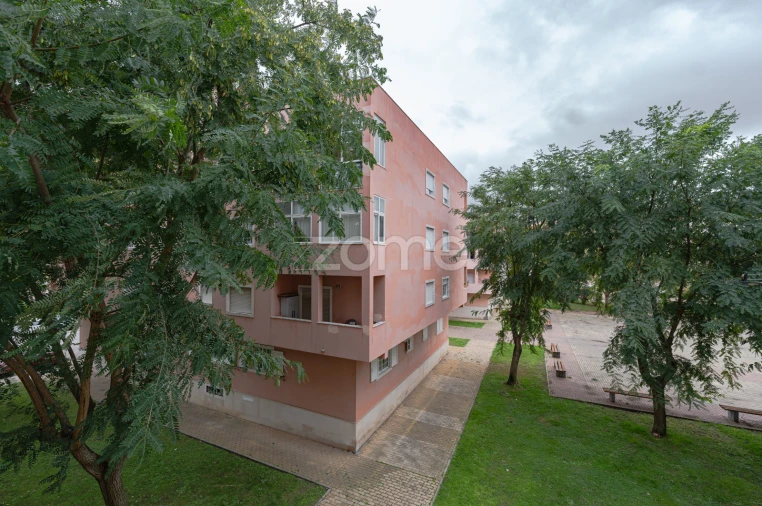 Apartamento T3 para Venda em Quinta do Conde Foto 38