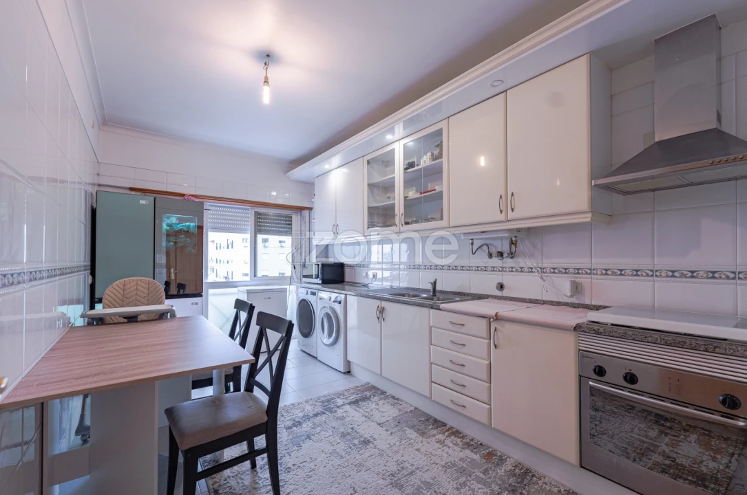 Apartamento T3 para Venda em Quinta do Conde Foto 17