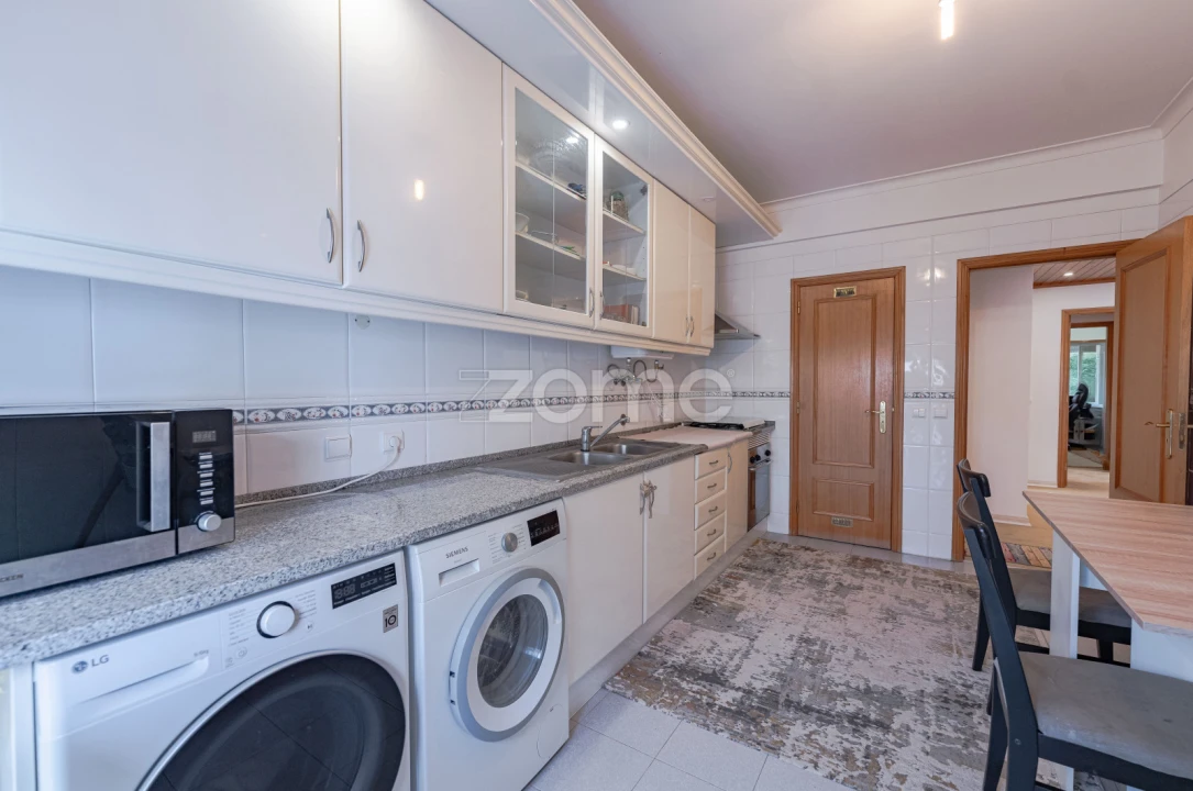 Apartamento T3 para Venda em Quinta do Conde Foto 19
