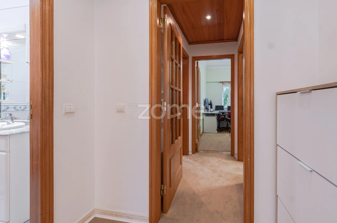 Apartamento T3 para Venda em Quinta do Conde Foto 21