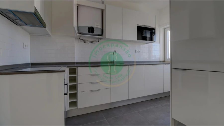 Apartamento para Venda em Buarcos Foto 9