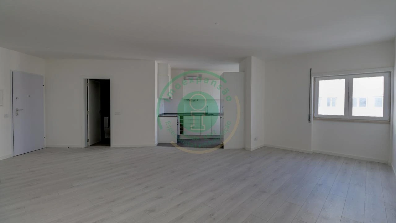 Apartamento para Venda em Buarcos Foto 2