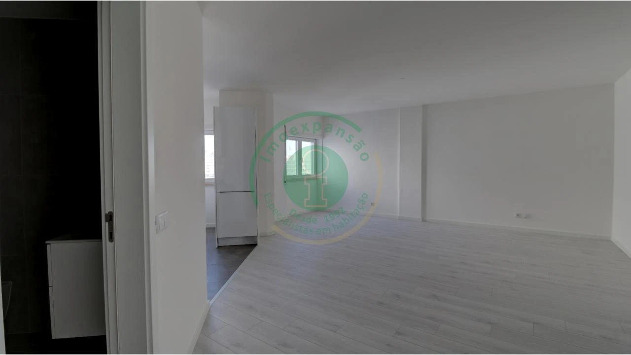 Apartamento para Venda em Buarcos Foto 17