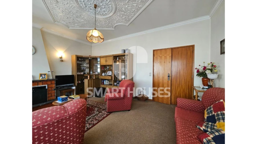 Moradia T4 para Venda em Friúmes e Paradela Foto 4