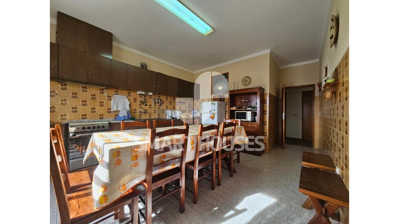 Moradia T4 para Venda em Friúmes e Paradela Foto 16