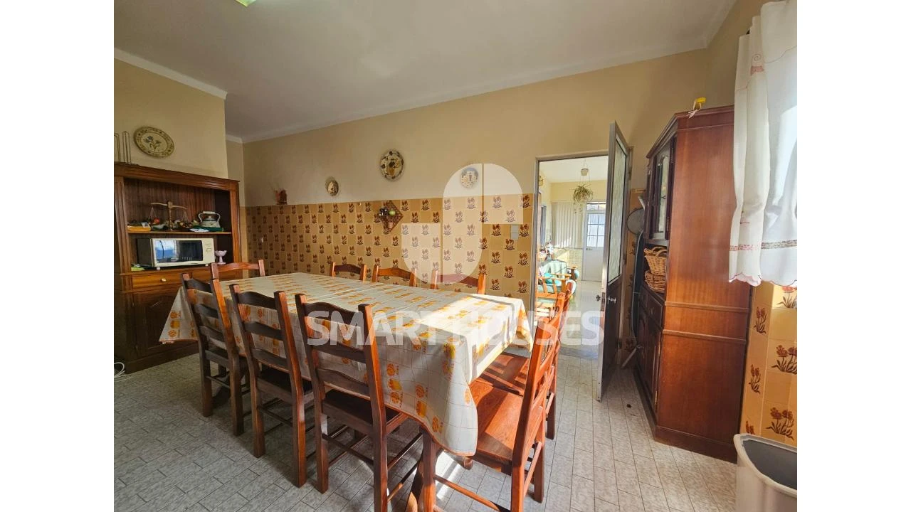 Moradia T4 para Venda em Friúmes e Paradela Foto 17