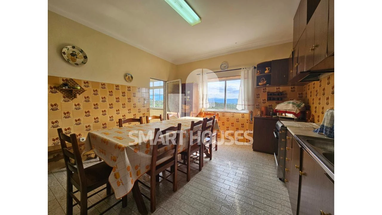 Moradia T4 para Venda em Friúmes e Paradela Foto 18