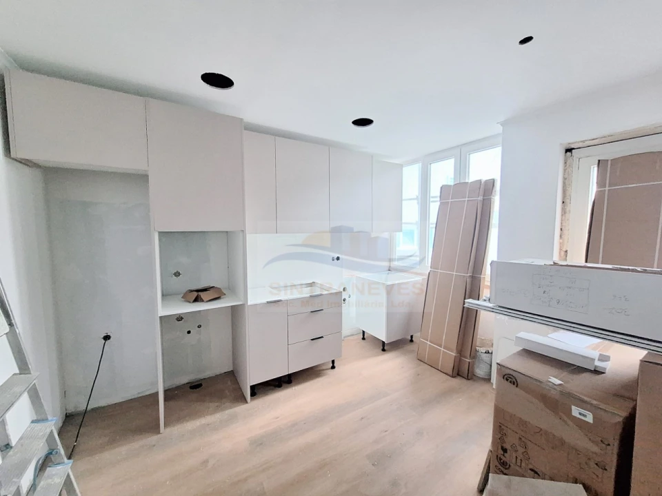 Apartamento T2 para Venda em Falagueira-Venda Nova Foto 3
