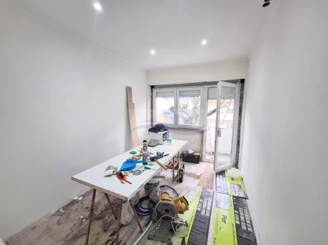Apartamento T2 para Venda em Falagueira-Venda Nova Foto 13