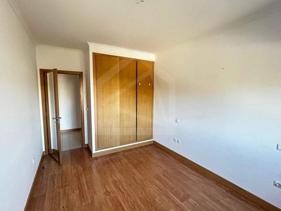 Apartamento T2 para Venda em Santa Maria da Feira, Travanca, Sanfins e Espargo Foto 10