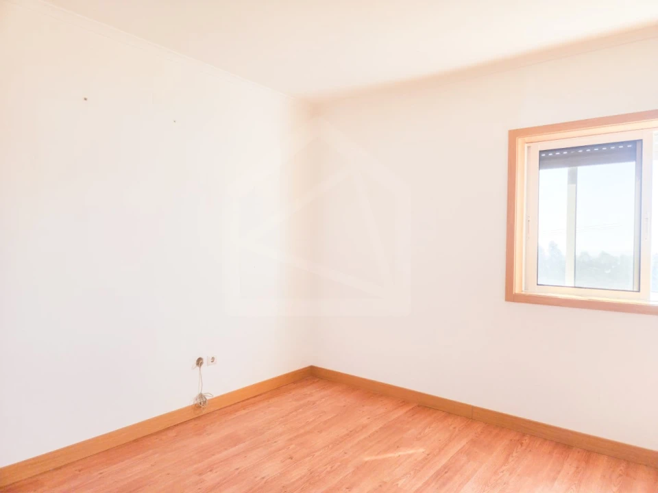 Apartamento T2 para Venda em Santa Maria da Feira, Travanca, Sanfins e Espargo Foto 5
