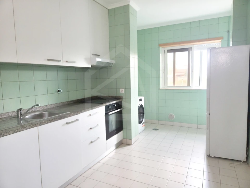 Apartamento T2 para Venda em Santa Maria da Feira, Travanca, Sanfins e Espargo Foto 7