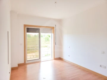 Apartamento T2 para Venda em Santa Maria da Feira, Travanca, Sanfins e Espargo