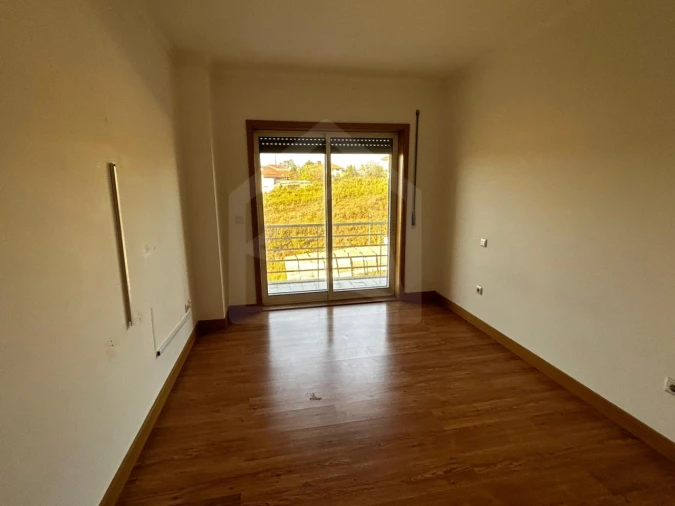 Apartamento T2 para Venda em Santa Maria da Feira, Travanca, Sanfins e Espargo Foto 7
