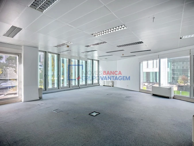 Escritório para Arrendamento em Parque das Nações Foto 15