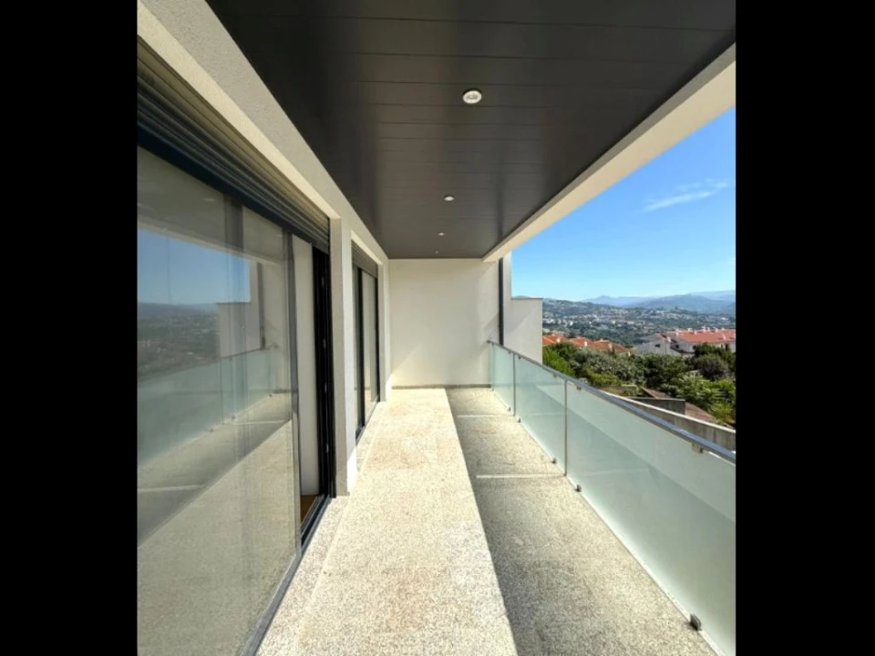 Moradia T3 para Venda em Fregim Foto 9