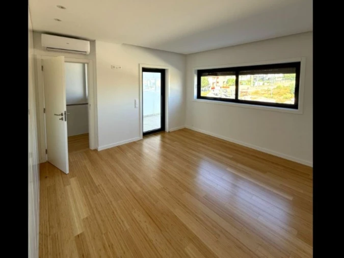 Moradia T3 para Venda em Fregim Foto 12