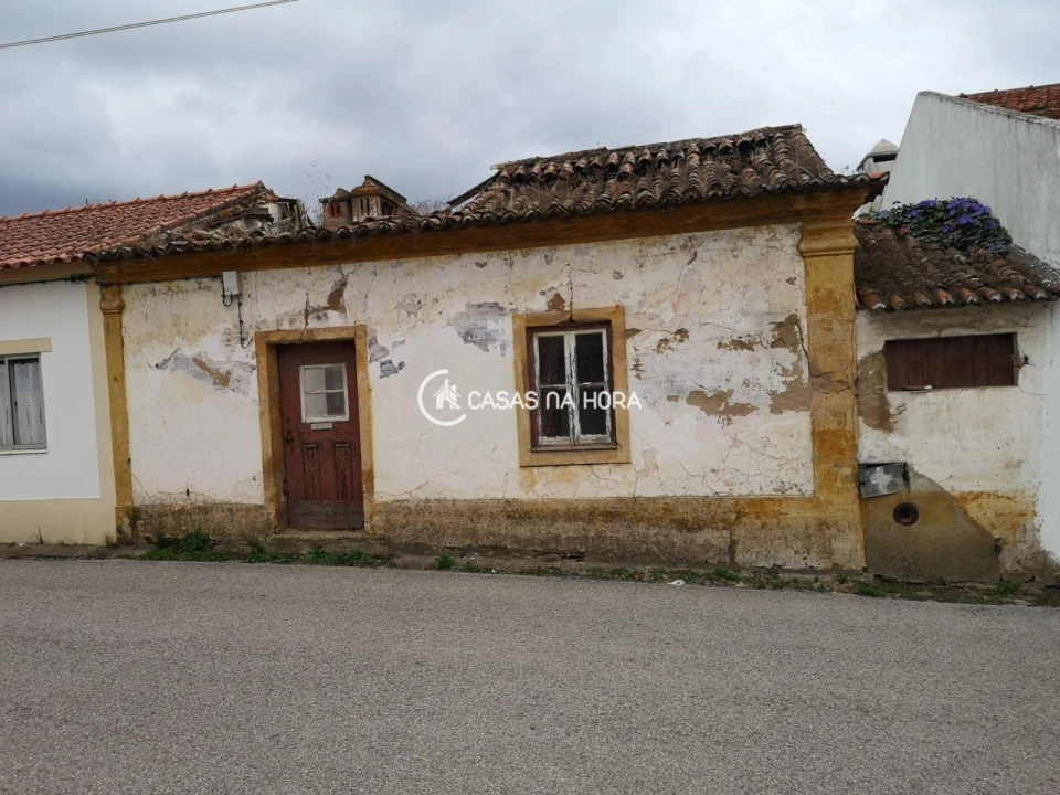 Moradia T4 para Venda em Tramagal Foto 2