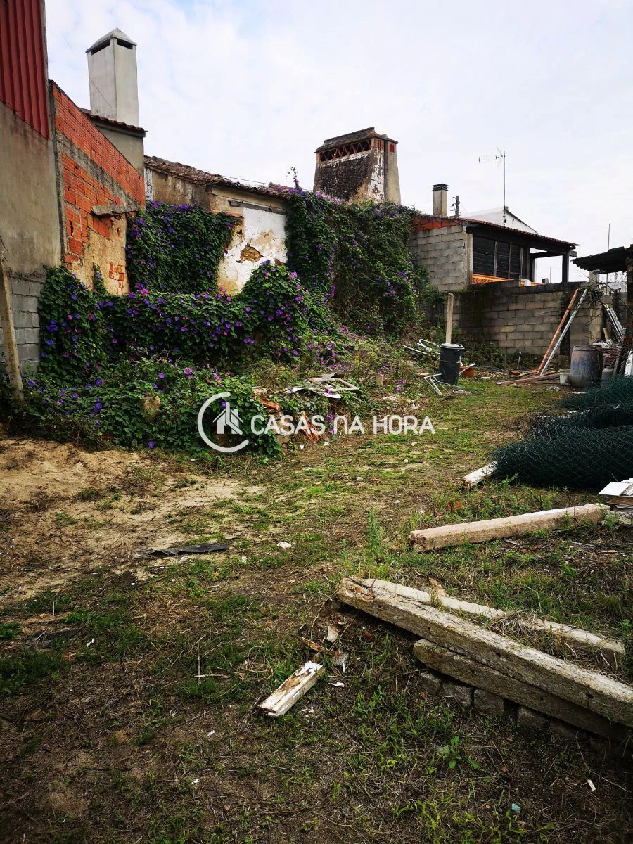 Moradia T4 para Venda em Tramagal Foto 10