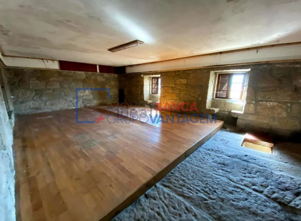 Quinta T5 para Venda em Telões Foto 11