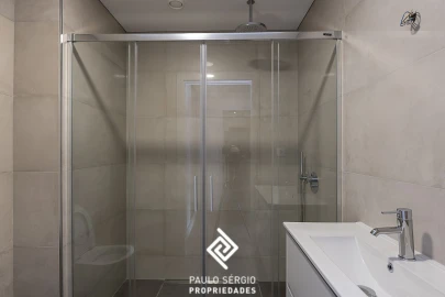 Apartamento T3 para Venda em Cedofeita, Santo Ildefonso, Sé, Miragaia, São Nicolau e Vitória