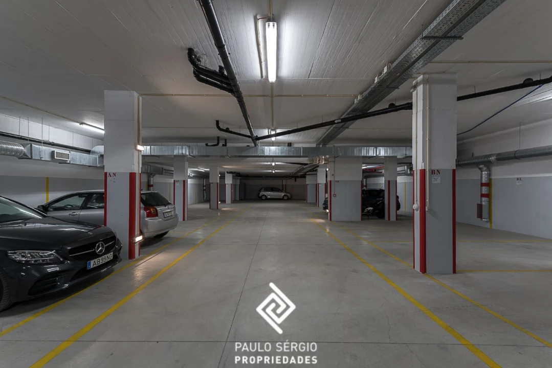 Apartamento T3 para Venda em Cedofeita, Santo Ildefonso, Sé, Miragaia, São Nicolau e Vitória Foto 25