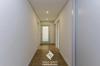 Apartamento T3 para Venda em Cedofeita, Santo Ildefonso, Sé, Miragaia, São Nicolau e Vitória