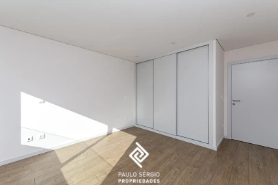 Apartamento T3 para Venda em Cedofeita, Santo Ildefonso, Sé, Miragaia, São Nicolau e Vitória
