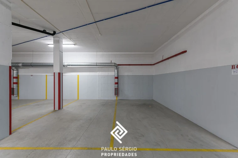Apartamento T3 para Venda em Cedofeita, Santo Ildefonso, Sé, Miragaia, São Nicolau e Vitória Foto 24