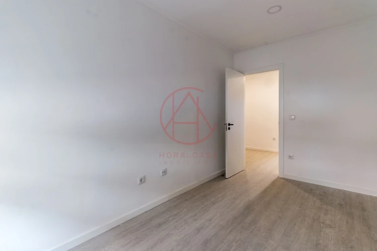 Apartamento T2 para Venda em Alto do Seixalinho, Santo André e Verderena Foto 22