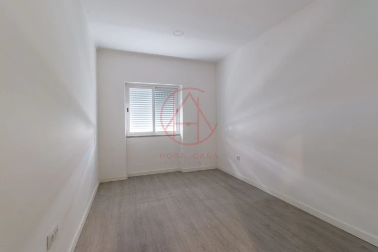 Apartamento T2 para Venda em Alto do Seixalinho, Santo André e Verderena Foto 27