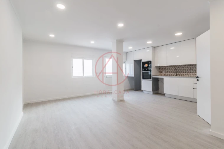 Apartamento T2 para Venda em Alto do Seixalinho, Santo André e Verderena Foto 8