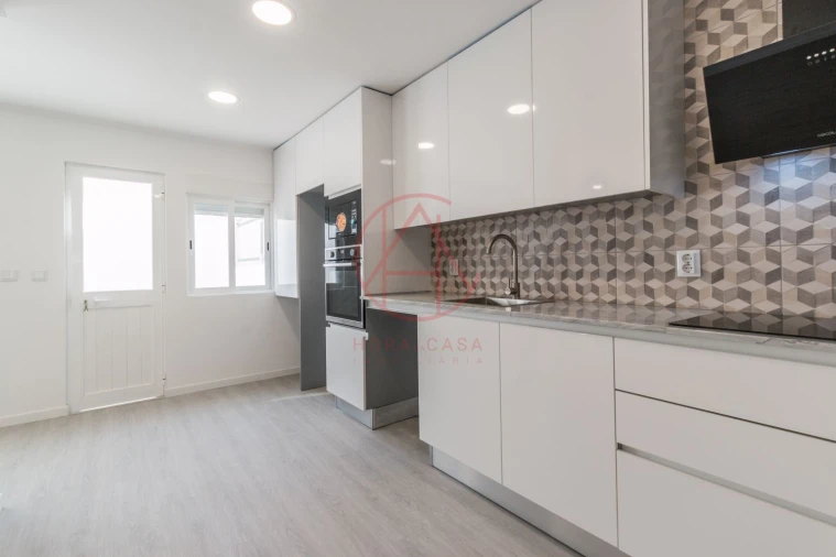 Apartamento T2 para Venda em Alto do Seixalinho, Santo André e Verderena Foto 18