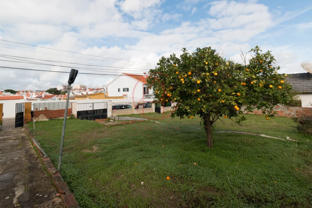Terreno para Venda em Santo Antonio da Charneca Foto 9