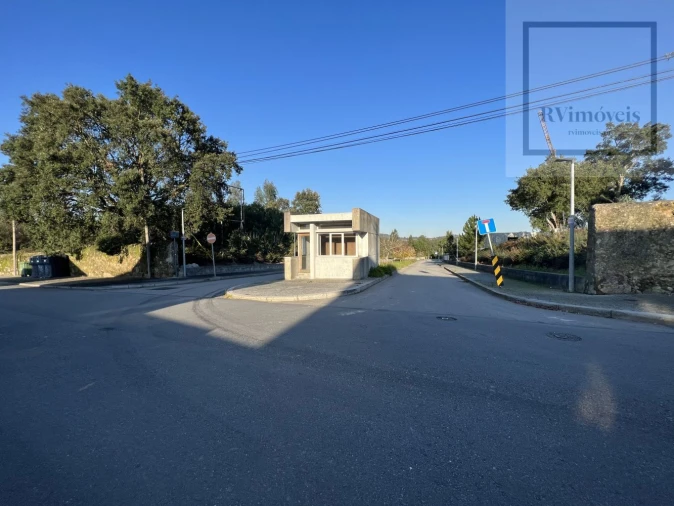 Terreno para Venda em Arcozelo Foto 11