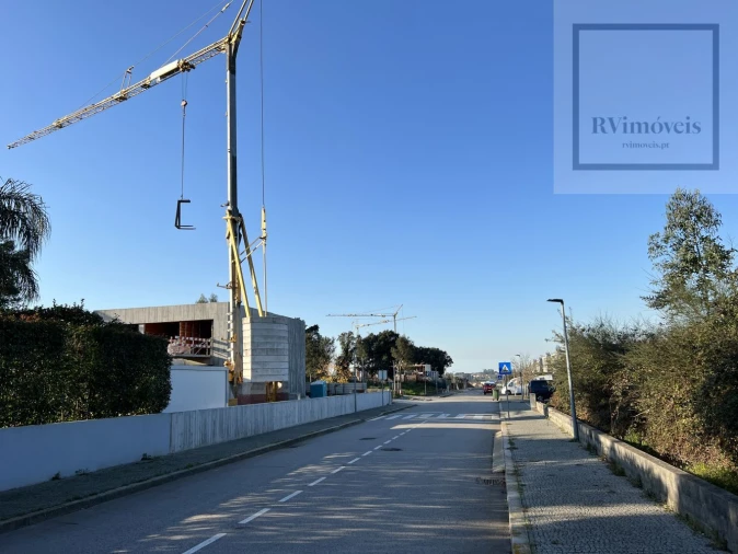 Terreno para Venda em Arcozelo Foto 15