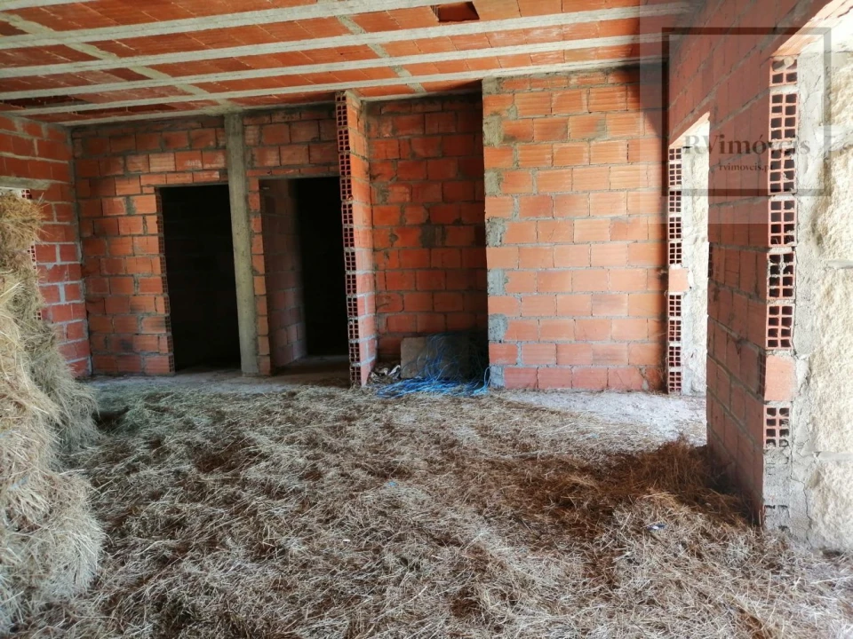 Moradia T0 para Venda em Arouca e Burgo Foto 37