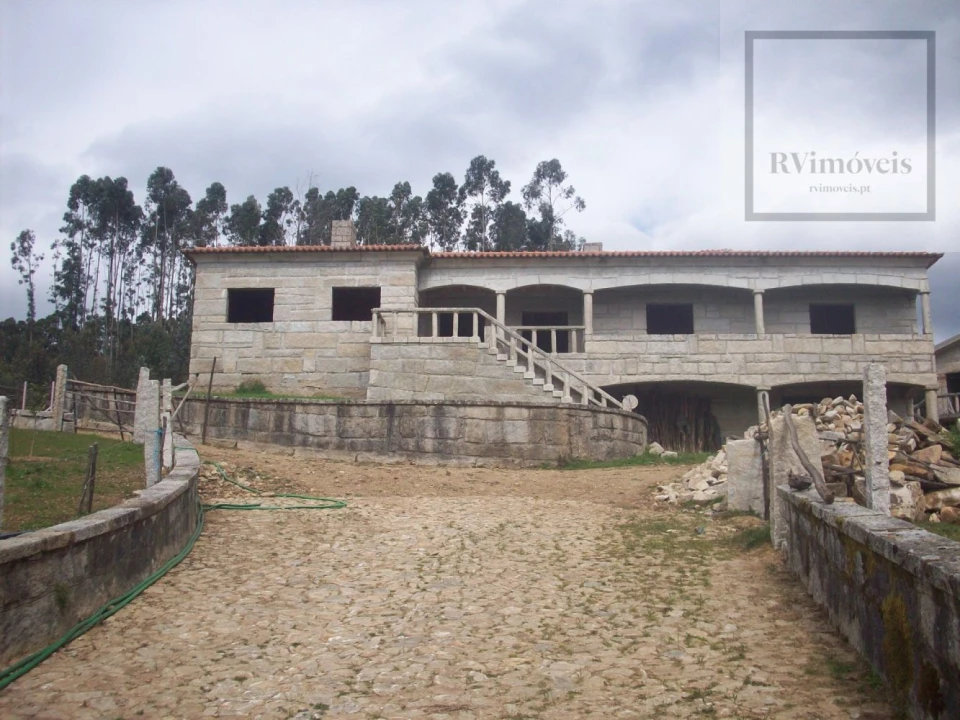 Moradia T0 para Venda em Arouca e Burgo Foto 5