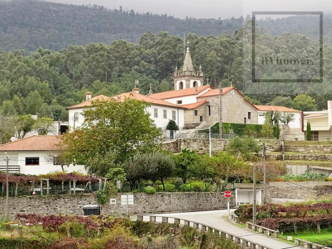 Terreno para Venda em Outeiro