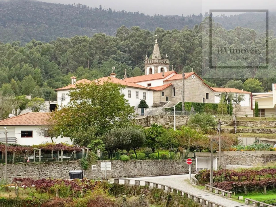 Terreno para Venda em Outeiro Foto 1
