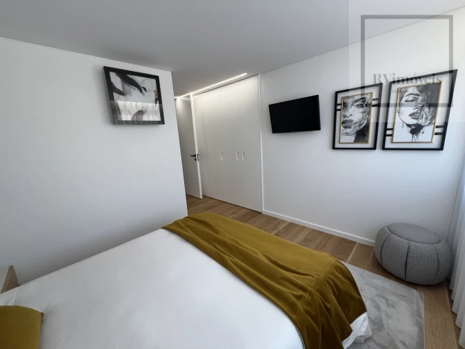 Moradia T3 para Venda em Alvarães Foto 22