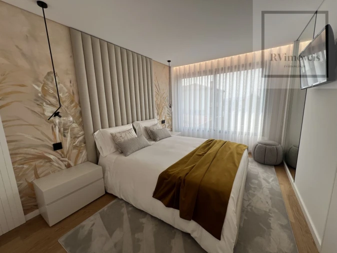 Moradia T3 para Venda em Alvarães Foto 23