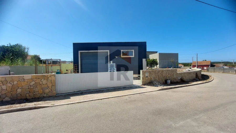 Moradia T3 para Venda em Caldas da Rainha - Santo Onofre e Serra do Bouro Foto 12